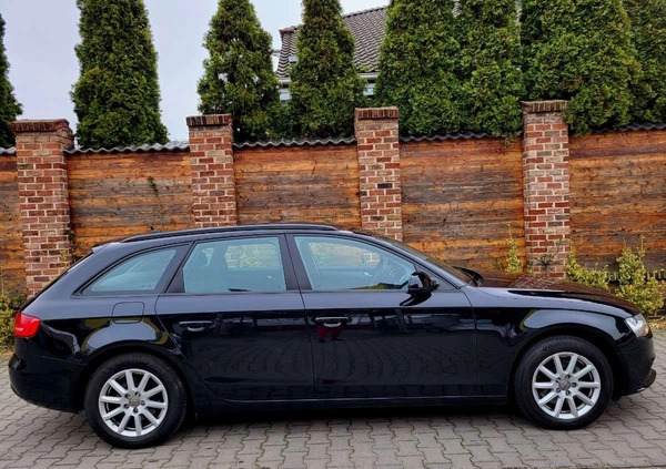 Audi A4 cena 35900 przebieg: 250000, rok produkcji 2012 z Kleczew małe 379